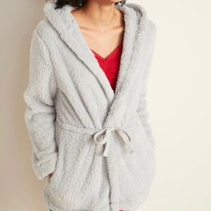 Short Hooded Sherpa Robe Women XS
